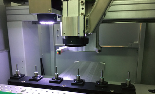 Precisione tagliente Depanelizer di calibratura di posizione di Genitec del separatore offline del PWB del PWB alta per SMT GAM310A